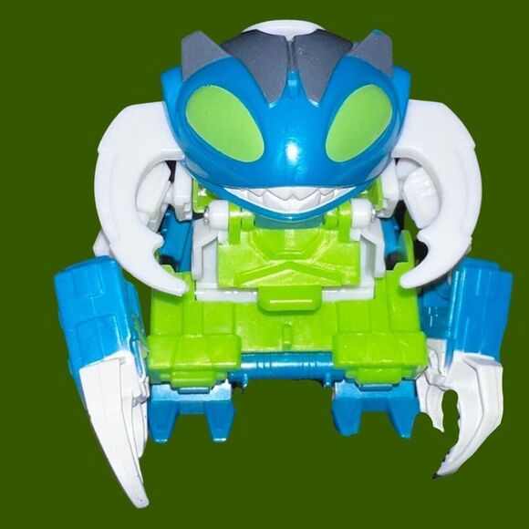 Transformers Bumblebee Cyberverse Adventures REPUGNUS REVENGE Figure 4.25” - Picture 4 of 4